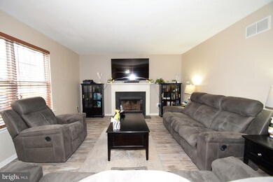 286 E Flagstone Dr, Newark, DE 19702 - photo 7