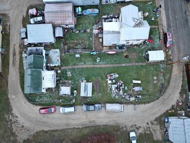 271 S 5th St, Lansing, IA 52151 - photo 3