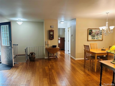 12421 Cambridge Blvd unit 4, South Lyon, MI 48178 - photo 3