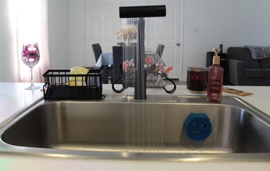 205 Marty Allen Loop, Jarrell, TX 76537 - photo 7