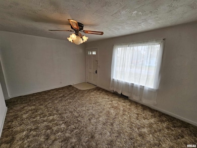 2712 Logan St, Mount Vernon, IL 62864 - photo 6