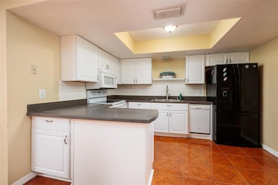5409 Orange Blossom Rd unit 345, Pinellas Park, FL 33782 - photo 4