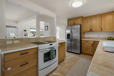 831 Pine St, Edmonds, WA 98020 - photo 5