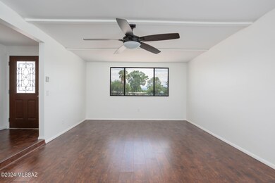 13-web-or-mls-17701 S Placita Niquel-14