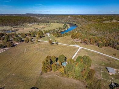 232 Crown Ct, Norfork, AR 72658 - photo 4