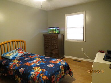 705 McCammon Rd, Knoxville, TN 37920 - photo 7