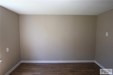 3018 W 7th St, Weslaco, TX 78596 - photo 3