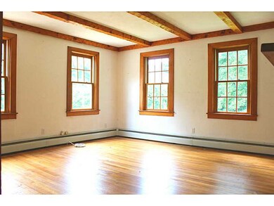 11 Laurel Ln, Warren, RI 02885 - photo 4