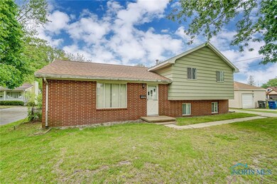 2557 Koehler Ave, Toledo, OH 43613 - photo 3