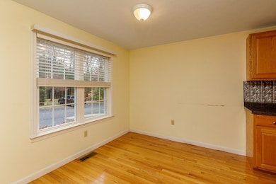 16 Caspian Way, Fitchburg, MA 01420 - photo 4