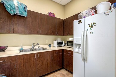 0005-Ellsworth Unit 104 (5)