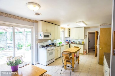 3412 University Blvd E, Hyattsville, MD 20783 - photo 5