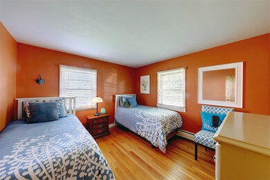 950 Bullocks Point Ave, Riverside, RI 02915 - photo 6