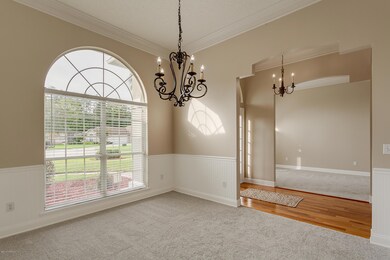 4-Dining Room