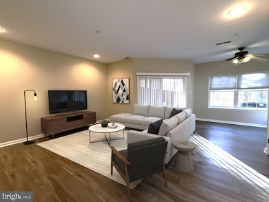 623 Trout Run Ct, Odenton, MD 21113 - photo 2