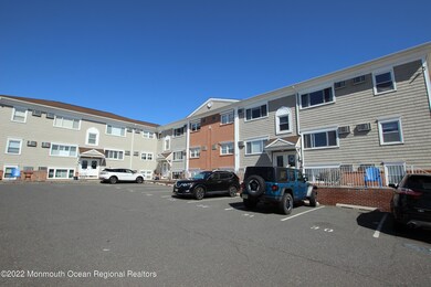 501 Main St unit 33, Avon By the Sea, NJ 07717 - photo 4