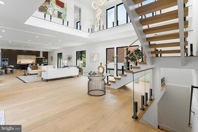 1733 Chain Bridge Rd, McLean, VA 22102 - photo 4