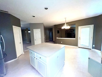 6682 Amherst Way, Zionsville, IN 46077 - photo 7