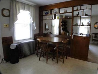 15 Davis St, Saugus, MA 01906 - photo 4