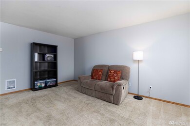 609 Washington Ave SE, Orting, WA 98360 - photo 4