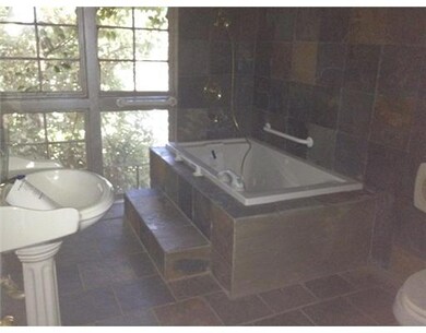 Master Bath/Spa.
