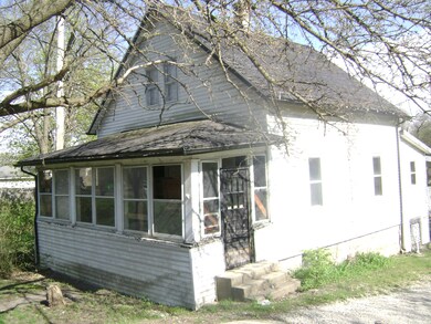 FRONT HOUSE