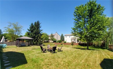 12037 Quarry Ct, Fishers, IN 46037 - photo 6