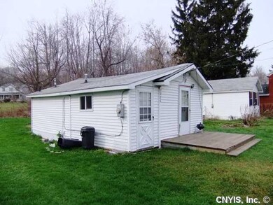 Exterior Front Cottage