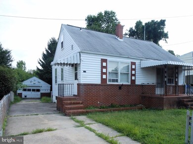 805 S Woodlynn Rd, Essex, MD 21221 - photo 2