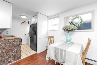 475 W Broadway unit G4, Long Beach, NY 11561 - photo 5