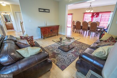 611 Coon Hollow Ln, Hedgesville, WV 25427 - photo 6