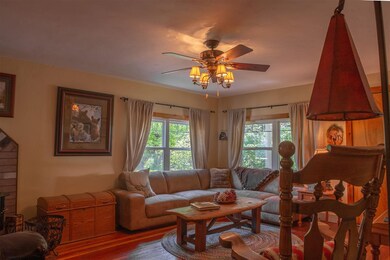 655 S 1st St, Dunsmuir, CA 96025 - photo 4