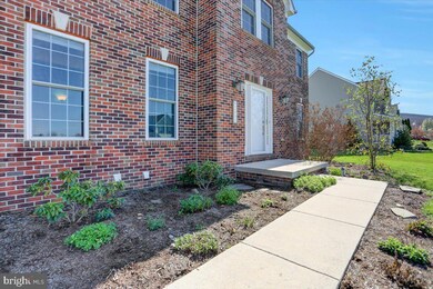 2998 Constellation Dr, Chambersburg, PA 17202 - photo 4