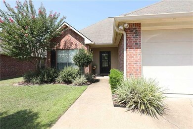 309 Shadow Creek Ave, Pineville, LA 71360 - photo 2