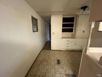 425 Olive St, Vallejo, CA 94589 - photo 6