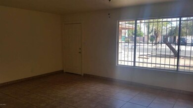 7974 W Westview Dr unit 6, Phoenix, AZ 85033 - photo 3