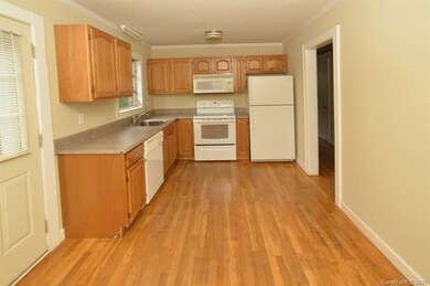 172 W Church St, Troutman, NC 28166 - photo 2