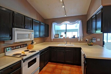 007_Kitchen