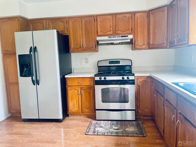 2303 Deerfield Dr unit 3, Edison, NJ 08820 - photo 7