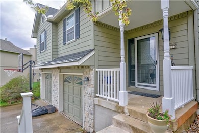 617 Laredo Ct, Raymore, MO 64083 - photo 3