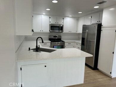 14200 Foothill Blvd unit 25, Sylmar, CA 91342 - photo 4