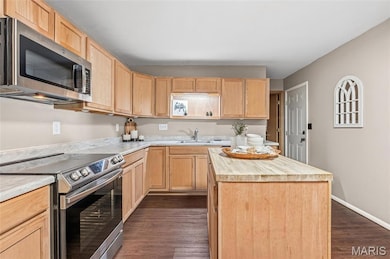 1202 Sir Lancelot Ln, Godfrey, IL 62035 - photo 6