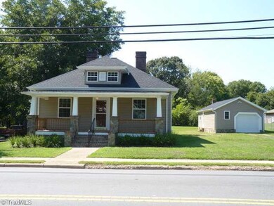 804 Barnes St, Reidsville, NC 27320 - photo 2