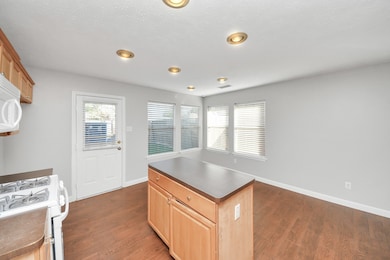 13503 Sherman Oaks Dr, Houston, TX 77085 - photo 7