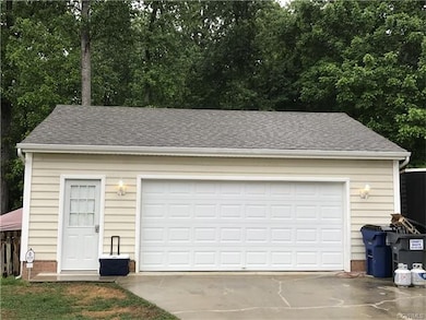 24 x 28 Garage