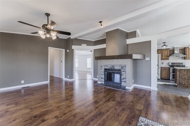 3508 Alt 75, Mounds, OK 74047 - photo 6