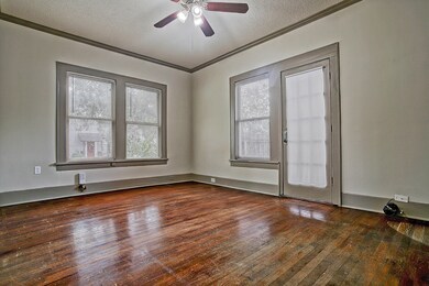 2323 Park St unit 1, Houston, TX 77019 - photo 7