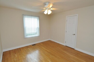 1340 Acton Rd, Columbus, OH 43224 - photo 6