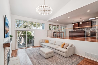 3653 Towndale Dr, Minneapolis, MN 55431 - photo 2