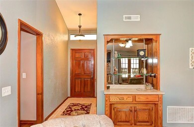 2301 NE 9th St, Moore, OK 73160 - photo 6